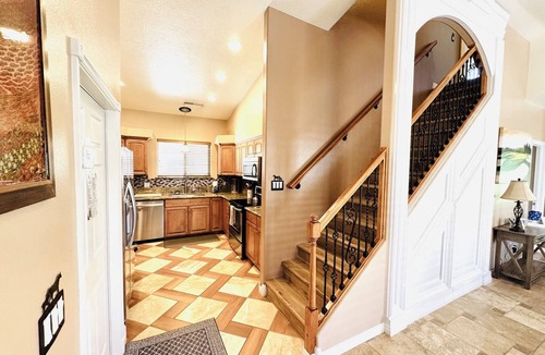 Mesquite House | Chico's Paradise by Mesquite Vacation Rentals at Wolf Creek Golf Course with $510 in free daily activities