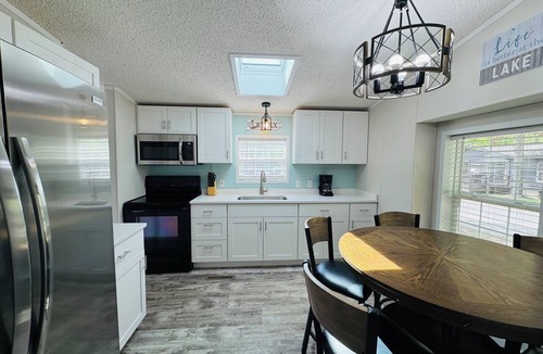 Put-in-Bay House | Chill & Cozy Back Escape—Grill Time | 8 ppl | IC99