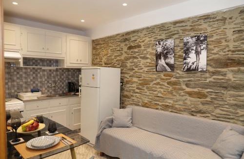 Paleopolis Hotel | Chora's Stonehouse