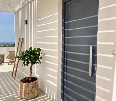 Zipari Apartment | Cielo Home
