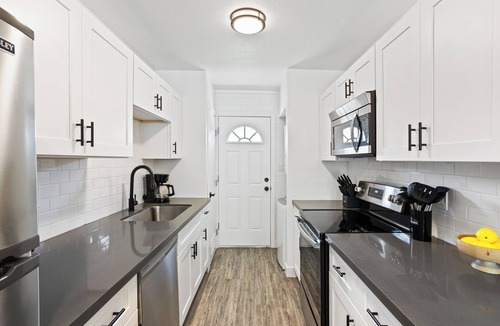 South Scottsdale Cottage | Citrus - Walk to Old Town & Entertainment District