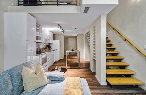 Downtown Cincinnati Apartment | City Club - Unit 337