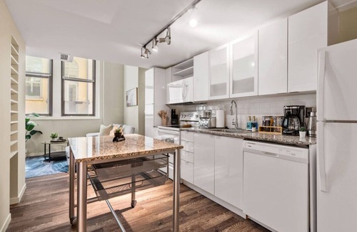 Downtown Cincinnati Apartment | City Club - Unit 337