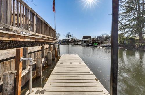 Lakeport House | Clear Lake Gem on Canal w/Dock: Dogs Welcome!
