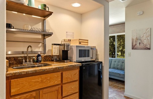 Wilbur Springs House | Clearlake Getaway | Pool + Boat Parking Sleeps 6