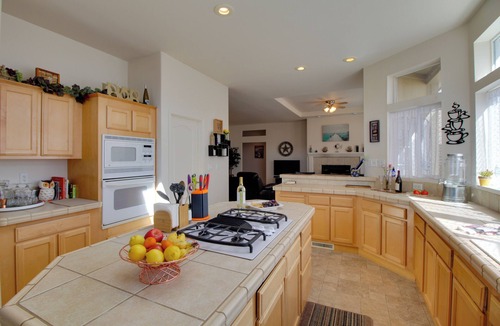 Wilbur Springs House | Clearlake Oaks Home w/Game Room, Dock & Deck