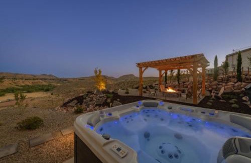 Toquerville House | Cliffside Modern Villa - Lower Level