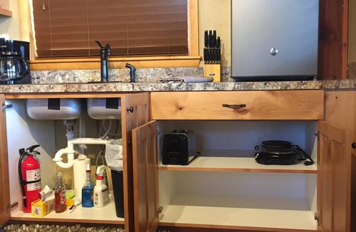 Rexburg Cabin | Close to Bear World , Heise Hot springs , West Yellowstone and Jackson Hole.