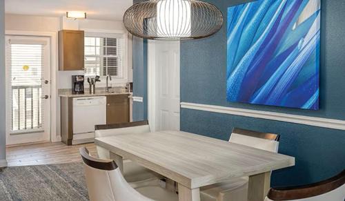 Yachting Village Resort | Club Wyndham Newport Onshore