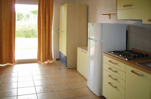 Ghisonaccia Apartment | Coastal Apartment in Ghisonaccia for 4