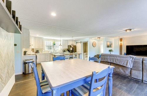 Newport Cottage | 'coastal Cozy' - Newport Home w/Private Hot Tub