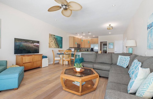 Solana Beach Condo | Coastal Heights - Solana Beach Vacation Rental, Ocean Views, Pool, Pickleball