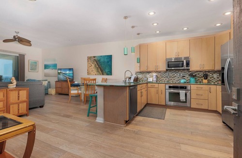 Solana Beach Condo | Coastal Heights - Solana Beach Vacation Rental, Ocean Views, Pool, Pickleball