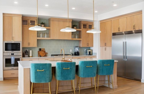 Washington Condo | Coastal Isle Luxury Retreat