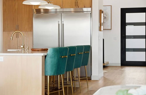 Washington Condo | Coastal Isle Luxury Retreat