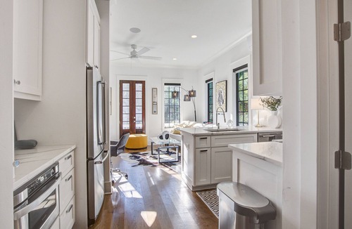 Old Village House | Colb's Castle - Mt Pleasant, SC
