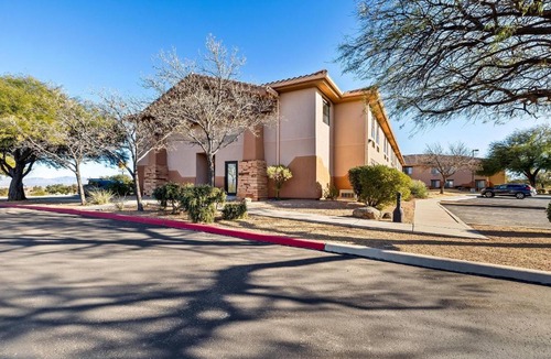 Pomerene Hotel | Comfort Inn Benson near Kartchner Caverns
