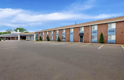 Mount Vernon Hotel | Comfort Inn Mount Vernon Downtown