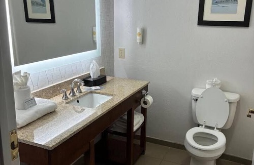 Dayton Hotel | Comfort Inn & Suites Dayton Northwest - Englewood