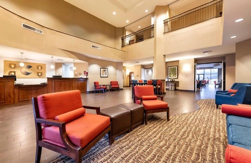 Goodyear Hotel | Comfort Suites Goodyear-West Phoenix