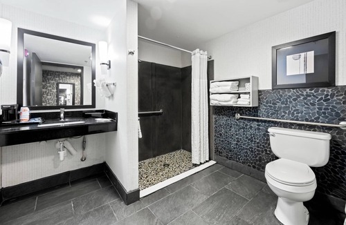 Williamsburg Hotel | Comfort Suites Williamsburg Historic Area