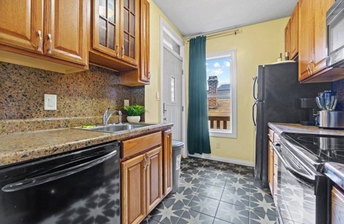 West Central Apartment | Comfortable Apartment Near Downtown | Off-Street Parking