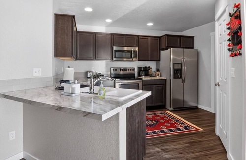 Southwest Ada County Alliance House | Comfortable Boise Executive Townhome