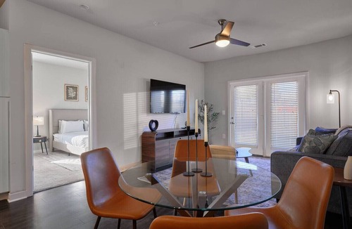 Clayton Apartment | Comfy 2BD Abode Mins from DT Clayton | Pool | Gym