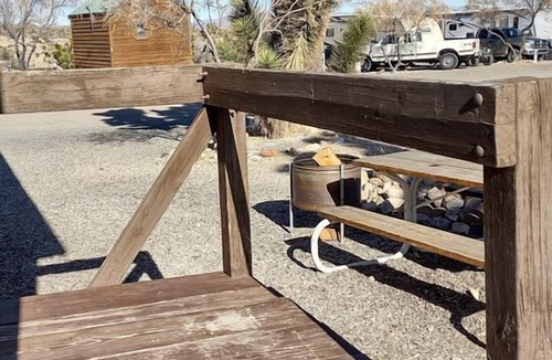 Meadview Cabin | Comfy Vacation Rental with Wi-Fi and Kitchenette in Meadview, Arizona