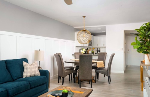 South Scottsdale Condo | ❤️COMPLETE REMODEL - Old Town Scottsdale, 2BR/2BA En-Suite, Htd Pool, Spa! ❤️