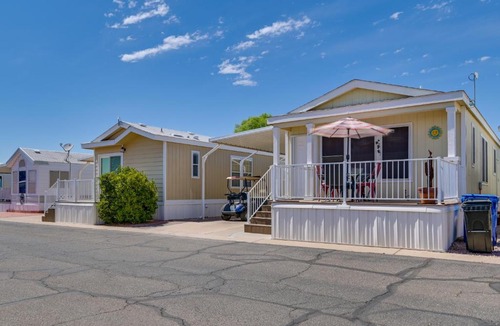 East Mesa House | Complimentary Golf Cart! Viewpoint Resort Home