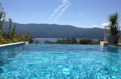 Tiuccia Villa | CONTEMPORARY AIR-CONDITIONED VILLA WITH HEATED SWIMMING POOL NEAR THE BEACHES 4* - FRANCE