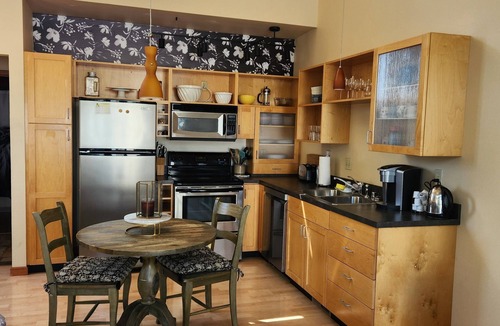Central - Terry Condo | Contemporary Downtown Retreat 2-bedroom condo in Billings
