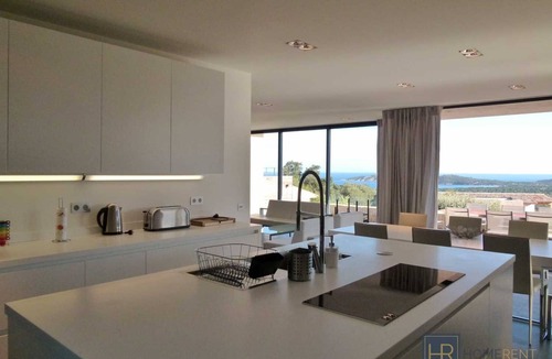 Pinarellu Villa | Contemporary villa rental, beautiful sea view, 4bedroom near Pinarello beaches