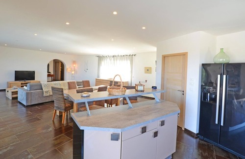 Algajola Villa | Contemporary villa, with air conditioning-160 m2, swimming pool,