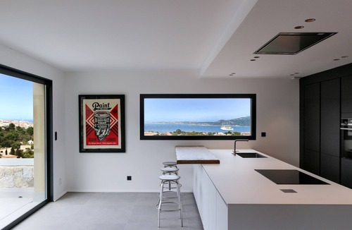 Calvi Villa | Contemporary villa with exceptional view over the bay of Calvi!