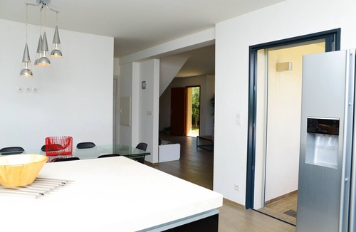 Oletta House | Contemporary villa with swimming pool and private garden
