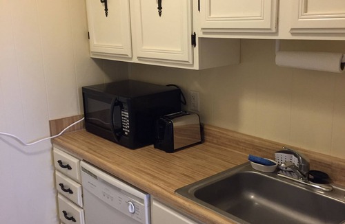 Ocean City Condo | Convenient condo in Summer Winds - Bayside - 2 bedroom