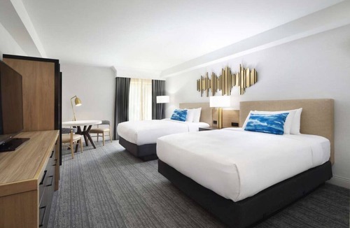 Milpitas Hotel | Convenient Stay, Superb Location! 2 Modern Units, Pet-Friendly, w/Outdoor Pool!
