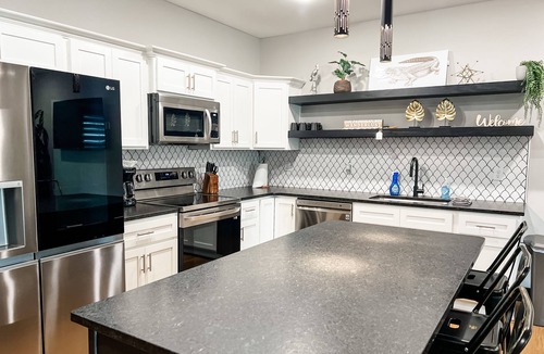 Elizabethtown Apartment | Conveniently located NEW Construction Mins to Ft. Knox, Blue Oval, Sportspark!
