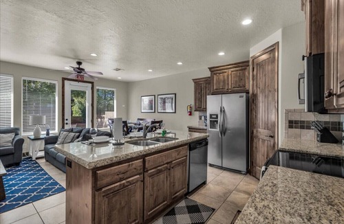 Washington Villa | Coral Ridge by Cloud Dream Homes - 3 Bedroom Home with Pool, Hot Tub and EV Charging