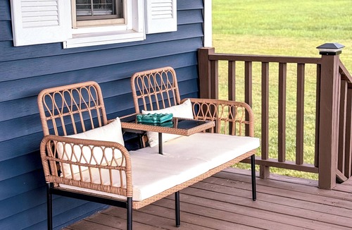 Fancy Gap Cottage | Coraline’s Cabin on the Blue Ridge Pkwy - cozy cottage w/a beautiful view.