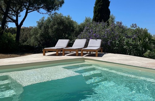 Marine de Davia Villa | Corner of paradise with sea view, in a green setting.