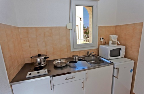 L'Ile-Rousse Apartment | Corsican Coastal Apartment for 4