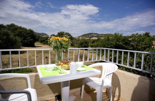 L'Ile-Rousse Apartment | Corsican Coastal Apartment for 4