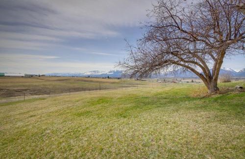 Corvallis House | Corvallis 'Coyote Creek House' w/Mountain Views!
