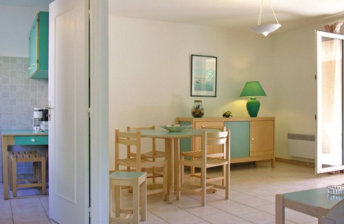 Pineto Apartment | Cosy apartment for 5 guests with WIFI, A/C, TV, terrace and pets allowed
