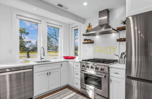 Neavitt House | Cottage with Private Water Access | Pet-Friendly | Near St. Michaels