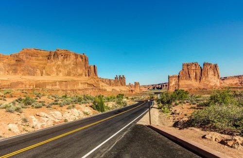 Moab House | Cottonwoods 57