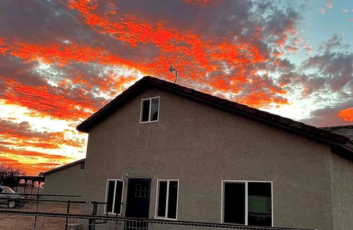 San Tan Valley House | Country-chic private House with laundry.